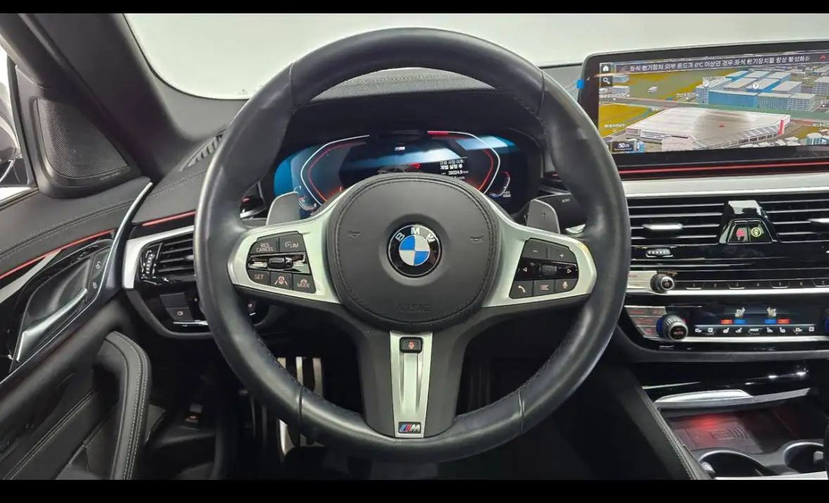 BMW 530i xDrive 2022 года с пробегом 39000 км - Авто в Москва