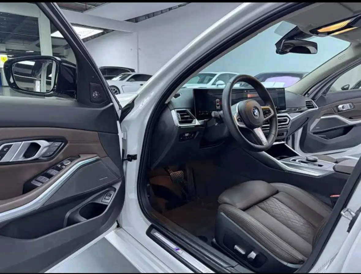 BMW 320i M Sport 2024 года с пробегом 10,000 км - Легковые автомобили (Авто) в Москва