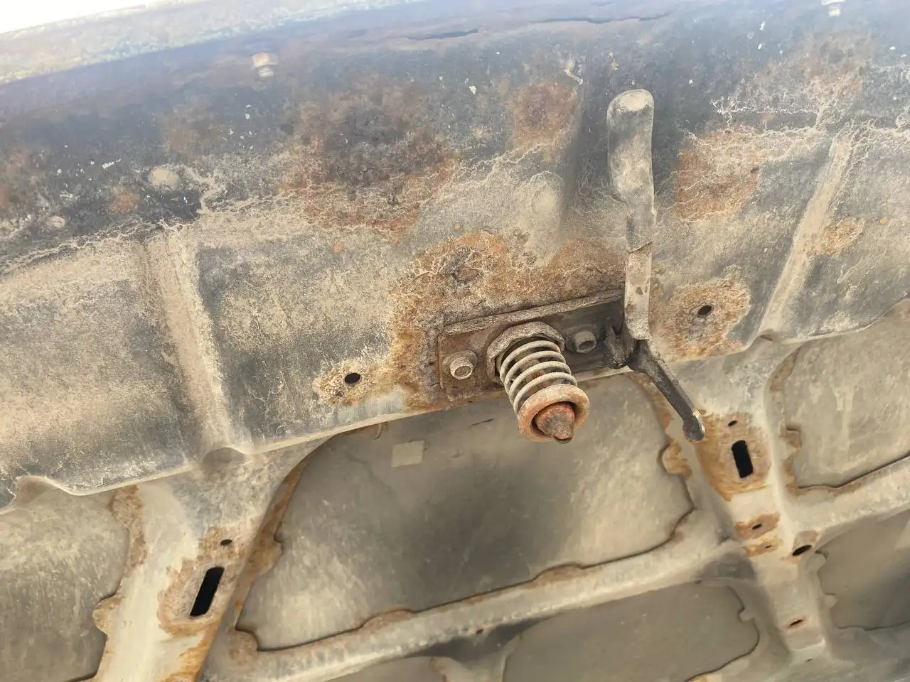 Продажа автомобиля 8 лет, 3 хозяина, 1.6 МТ - Авто в Москва