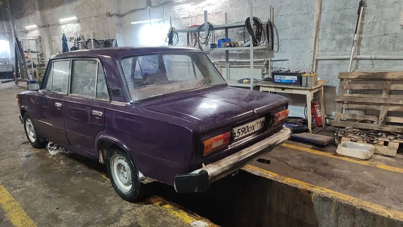 Продажа автомобиля с документами и зимней резиной - Авто в Москва