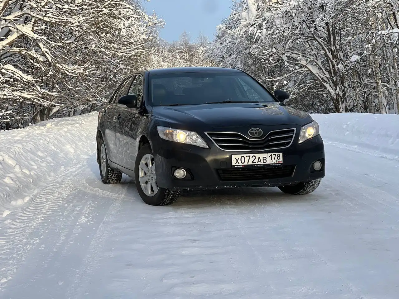 Toyota Camry 2.4 2011 года выпуска - Легковые автомобили (Авто) в Москва