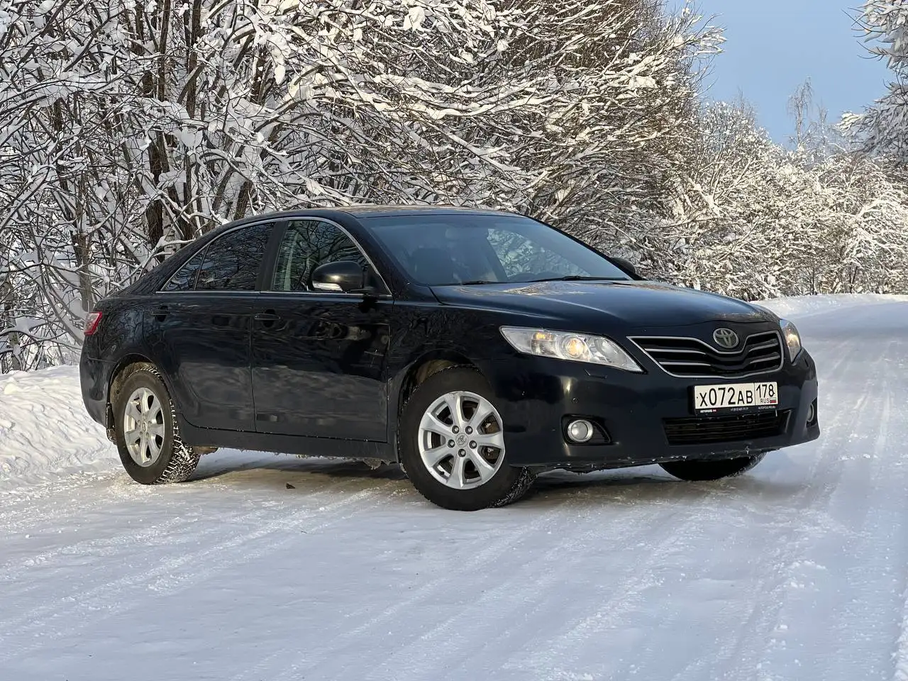 Toyota Camry 2.4 2011 года выпуска - Легковые автомобили (Авто) в Москва