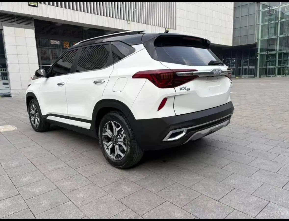 Продажа KIA SELTOS 2022 года с пробегом 23,000 км - Легковые автомобили (Авто) в Москва