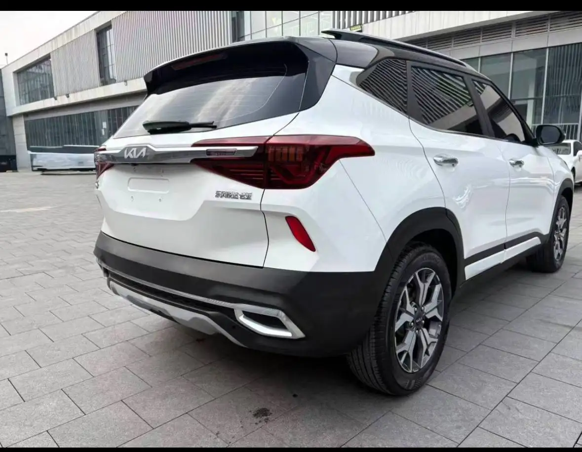 Продажа KIA SELTOS 2022 года с пробегом 23,000 км - Легковые автомобили (Авто) в Москва