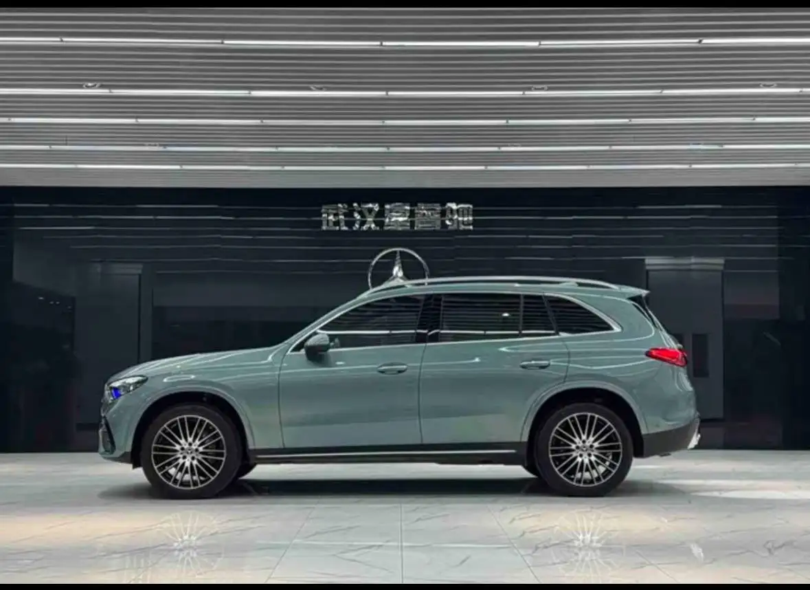 Mercedes GLC 300 2025 года с пробегом 7,000 км - Легковые автомобили (Авто) в Москва