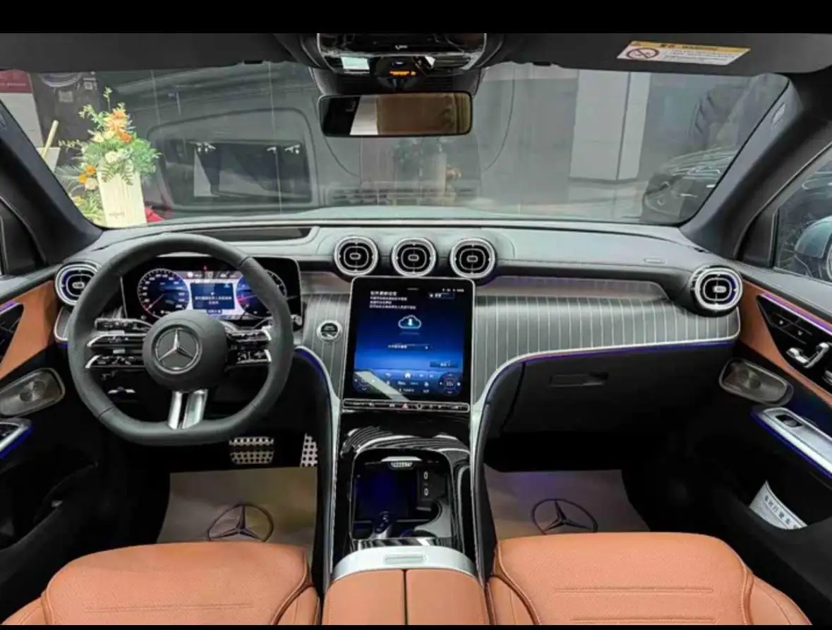 Mercedes GLC 300 2025 года с пробегом 7,000 км - Легковые автомобили (Авто) в Москва