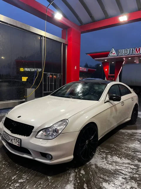 Продажа автомобиля BMW 2009 года рестайлинг, 3.0 л, 231 л.с. - Грузовики и фургоны в Москва