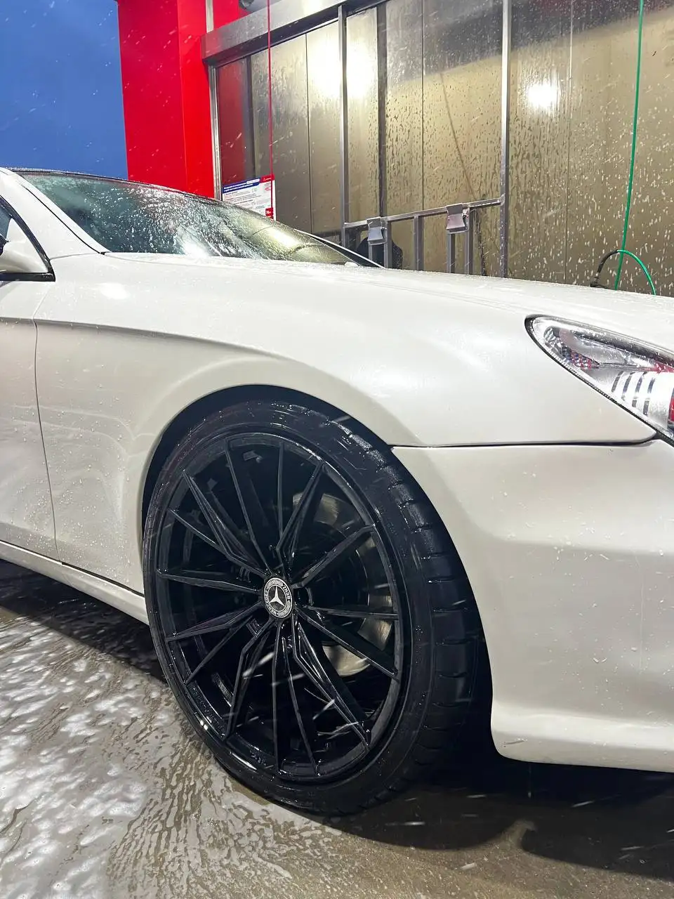 Продажа автомобиля BMW 2009 года рестайлинг, 3.0 л, 231 л.с. - Легковые автомобили (Авто) в Москва