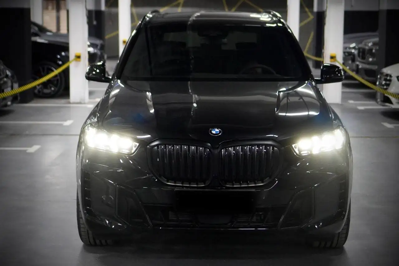 BMW X5 40i M-sport Pro 2025 года выпуска в Москве - Авто в Москва