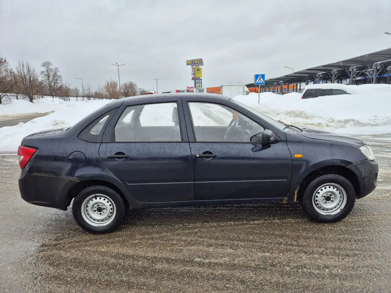 Продажа Lada Granta 2013 года с номерами - Легковые автомобили (Авто) в Москва