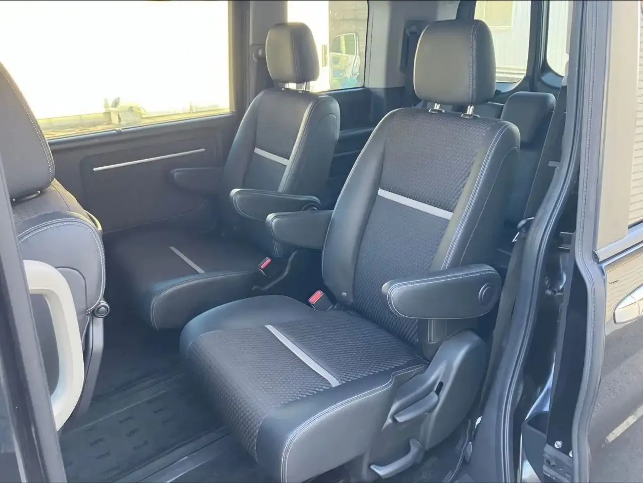 Продажа Honda Stepwgn Spada 2016 года из Японии - Иномарки (Авто) в Москва