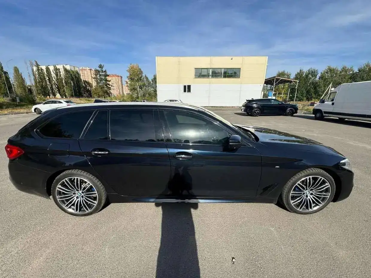 BMW 525D 2018 года на торгах по банкротству - Легковые автомобили (Авто) в Липецк