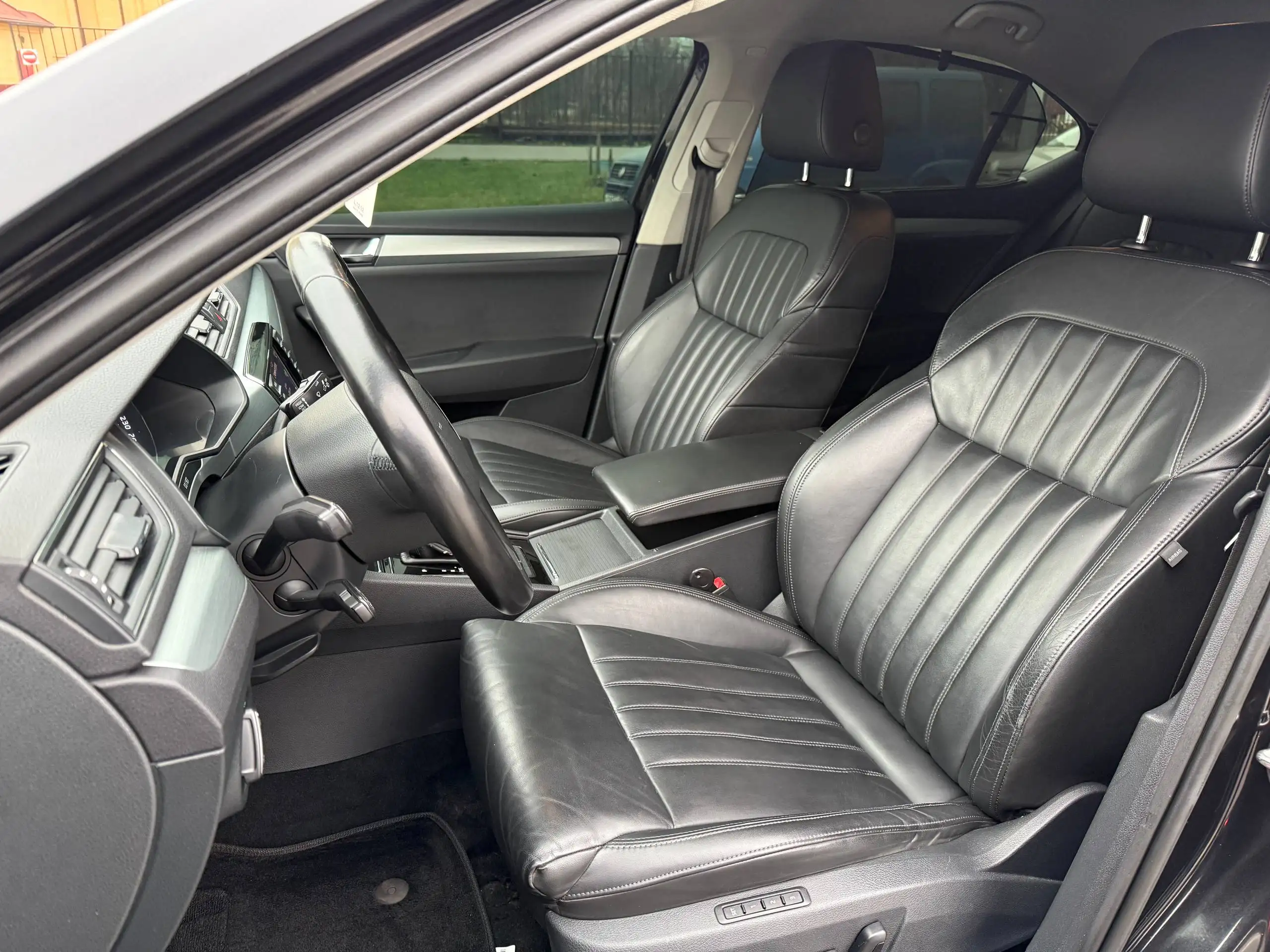 Продажа Skoda Superb 2017 года в Москве - Легковые автомобили (Авто) в Москва