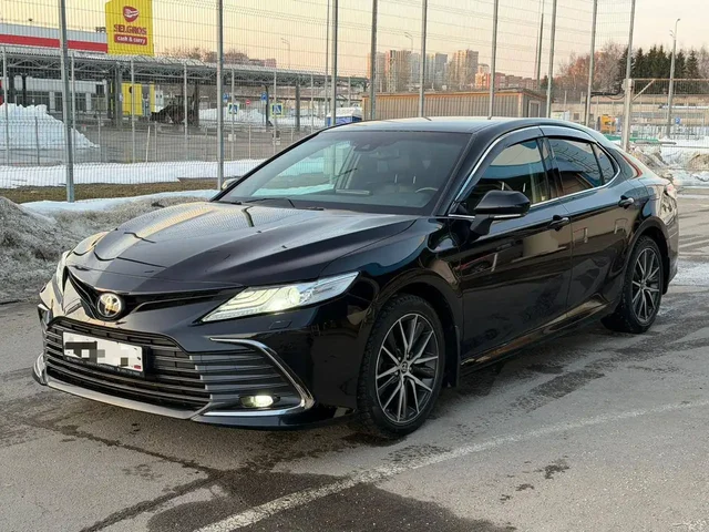 Toyota Camry 75 2021 рестайлинг 2.5 АКПП - Грузовики и автобусы в Москва