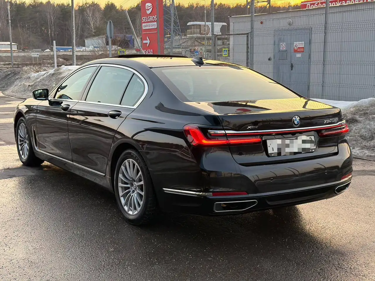 BMW 7 серии G12 2019 года 730Ld Xdrive - Авто в Москва