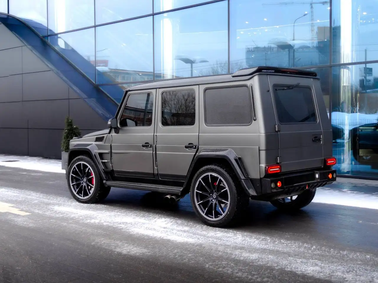 Mercedes-Benz G63 AMG 2013 года с тюнингом BRABUS - Внедорожники (Авто) в Москва