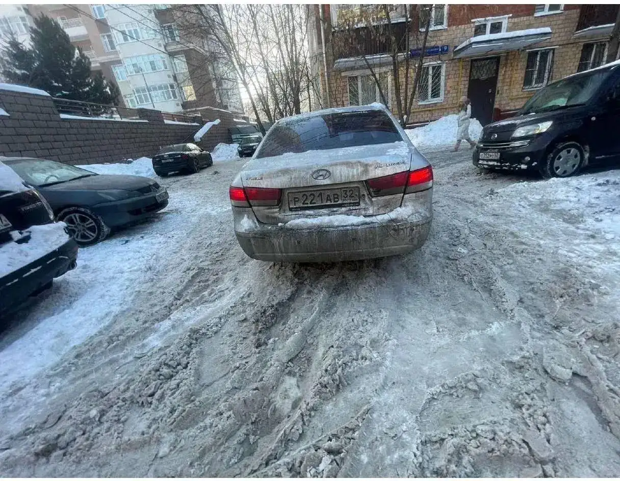 Продажа Hyundai Sonata 2008 года на торгах по банкротству - Авто в Неизвестно