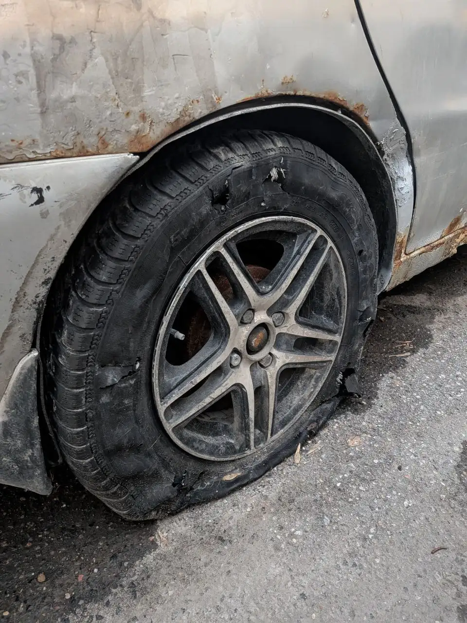 Продажа Chevrolet Lanos и мопеда Alpha - Мотоциклы (Авто) в Москва