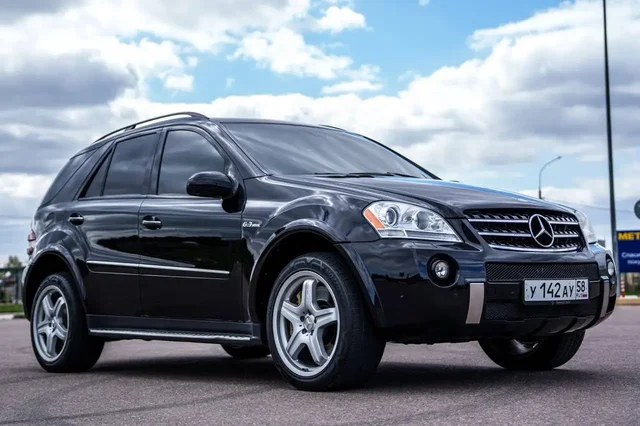 Mercedes ML 63 AMG 2006 года в отличном состоянии - Легковые автомобили в Одинцово