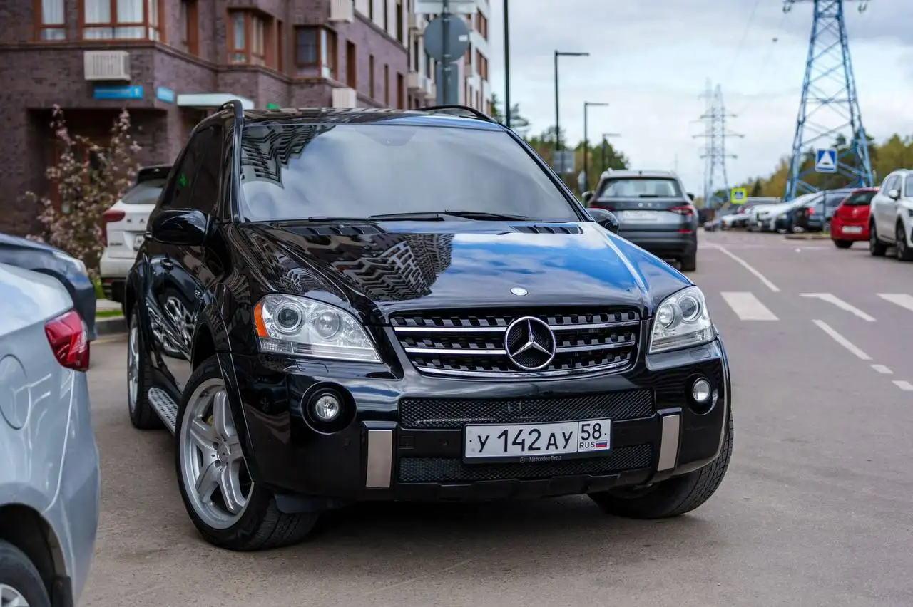 Mercedes ML 63 AMG 2006 года в отличном состоянии - Легковые автомобили (Авто) в Одинцово