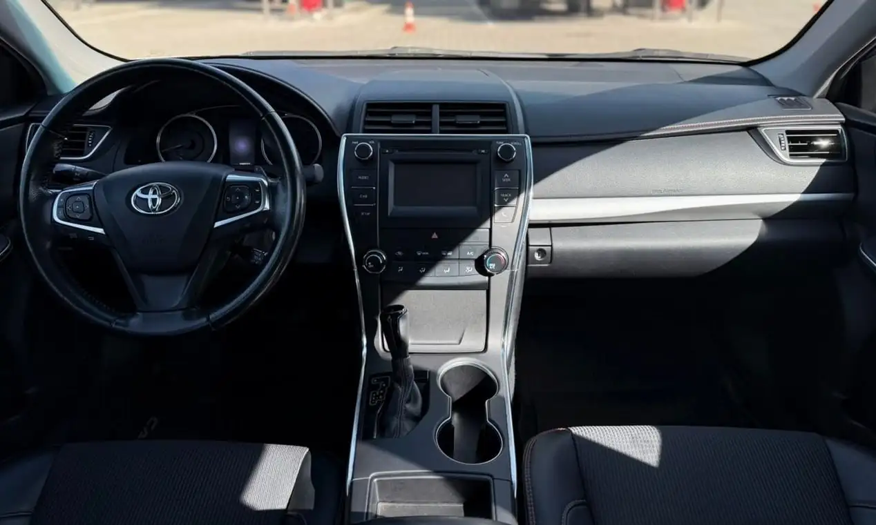 Продам Toyota Camry 2016 года - Легковые автомобили (Авто) в Москва