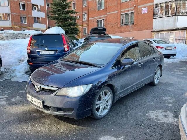 Продажа Honda Civic 1.8 механика - частное объявление в Москва