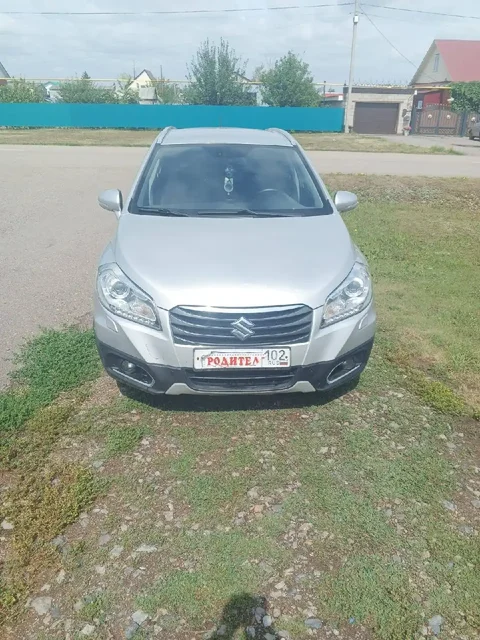 Продается Сузуки СХ4 2014 года - частное объявление в Москва