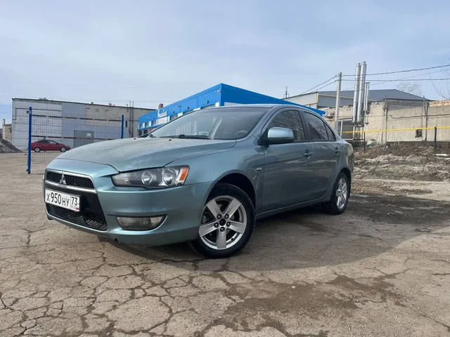 Продажа японского автомобиля 2008 года - частное объявление в Москва