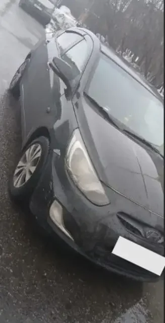 Hyundai Solaris 1 поколение 2011 года - Легковые автомобили в Мурманск