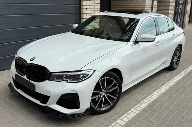 BMW 3 Series 2021 330i xDrive с пробегом 130 тыс. км - частное объявление в Москва