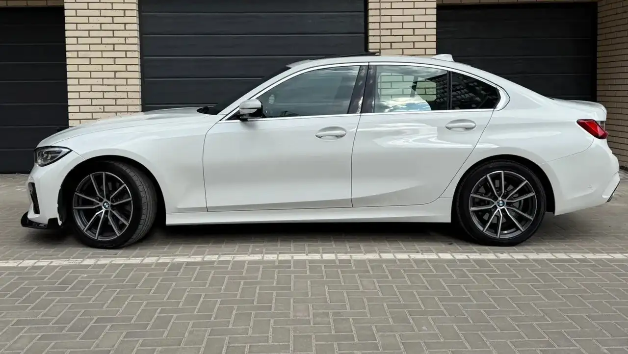 BMW 3 Series 2021 330i xDrive с пробегом 130 тыс. км - Авто в Москва