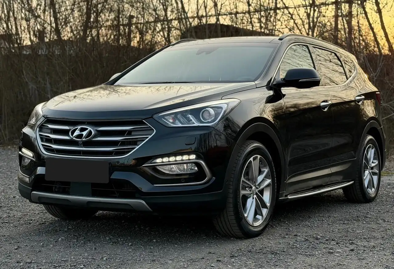 Продам Hyundai Santa FE 2017 - Легковые автомобили (Авто) в Москва