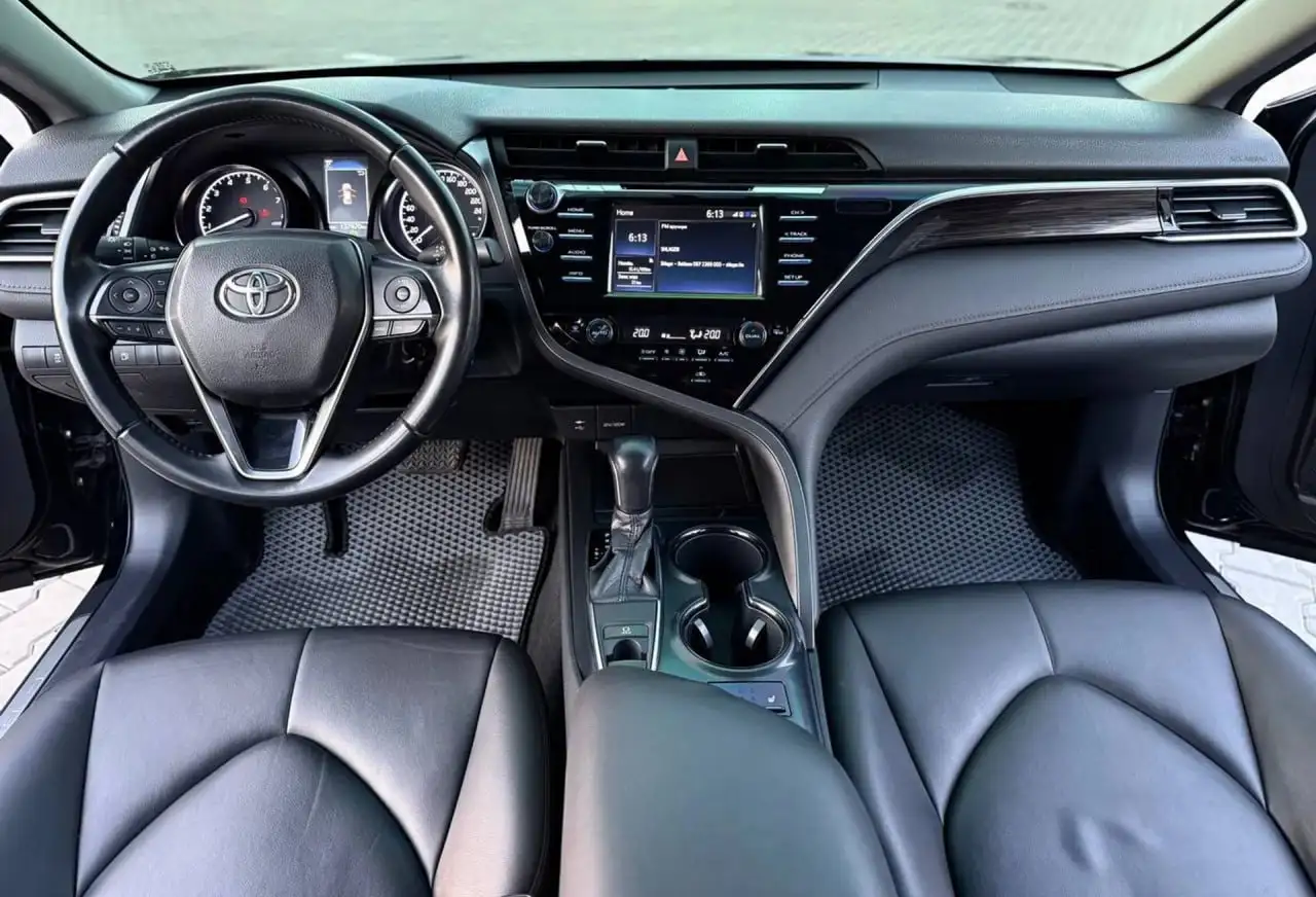 Продажа Toyota Camry 2018 года - Легковые автомобили (Авто) в Москва