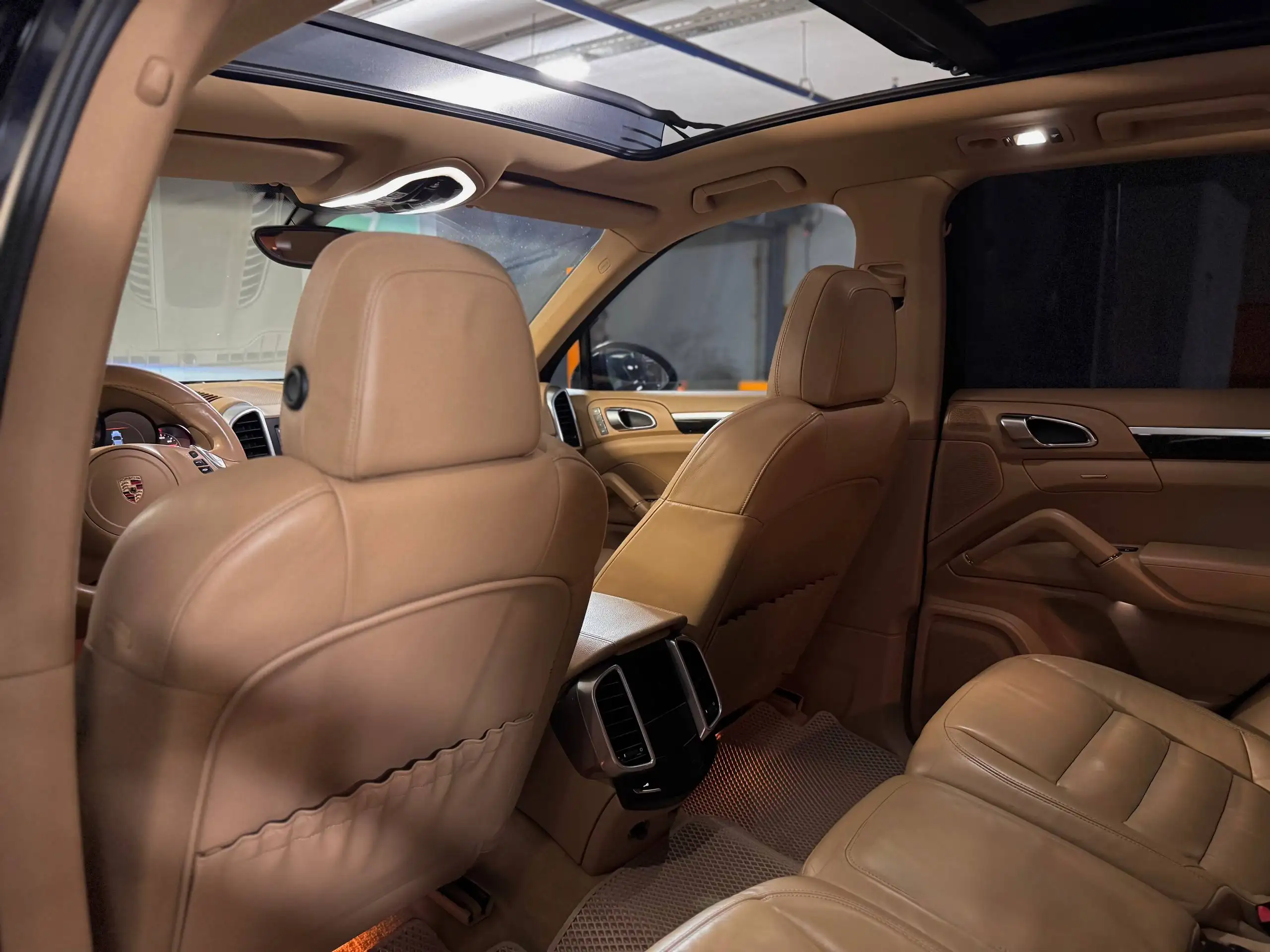 Porsche Cayenne 2011 года, дизель 3 литра, 226 тыс. км пробега - Легковые автомобили (Авто) в Москва