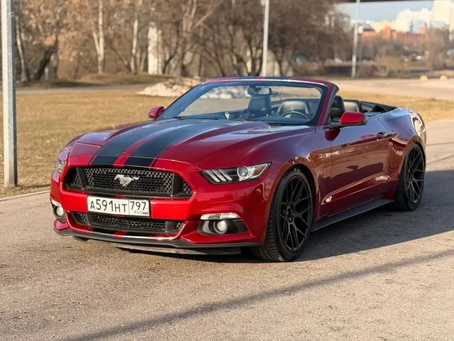 Ford Mustang КАБРИОЛЕТ 6 поколения 2015 года - Минивэны и фургоны в Москва