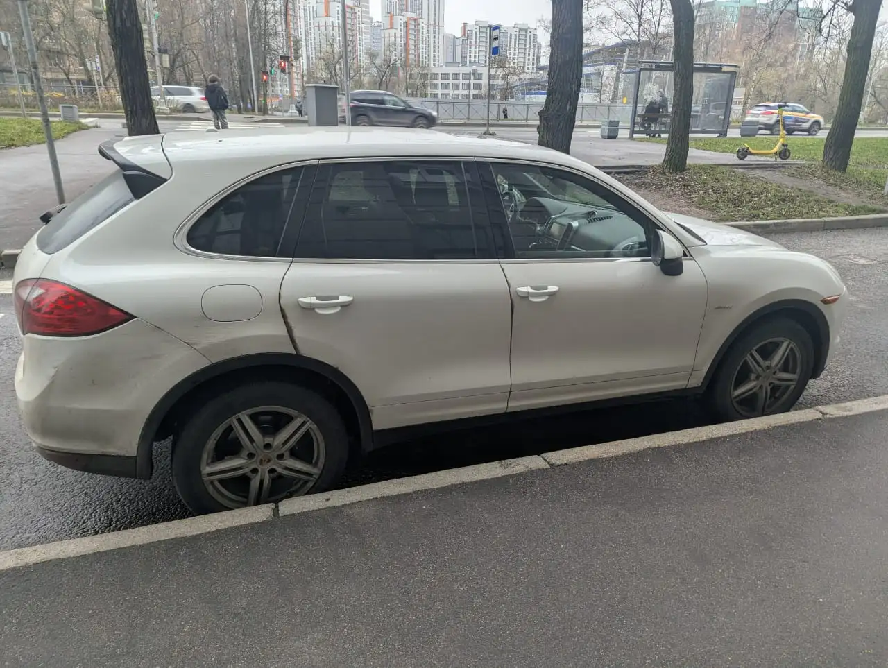 Porsche Cayenne 2013 на торгах по банкротству - Легковые автомобили (Авто) в Московская область