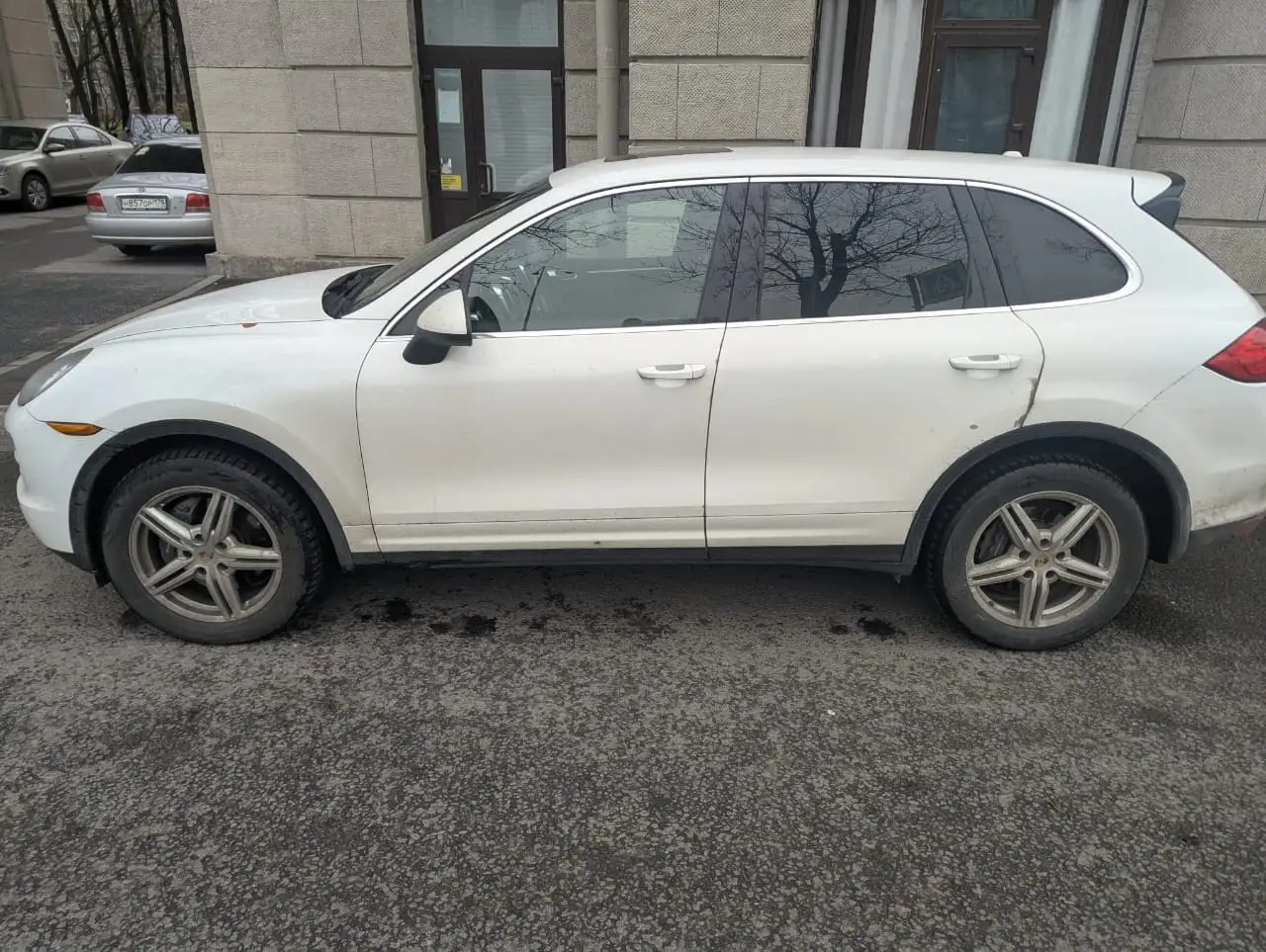 Porsche Cayenne 2013 на торгах по банкротству - Легковые автомобили (Авто) в Московская область