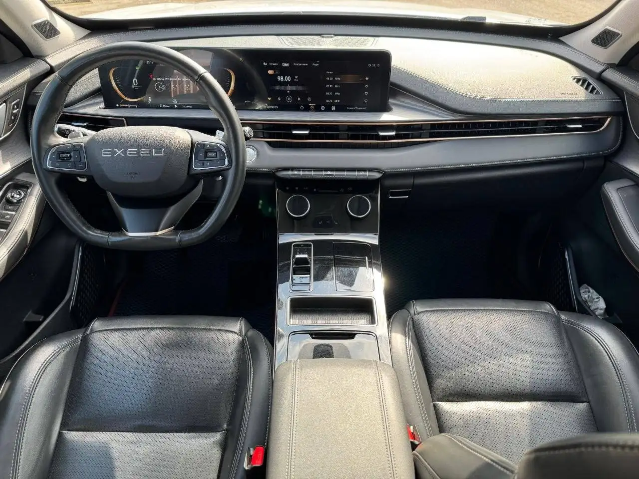 EXEED LX 2023 года в хорошем состоянии - Авто в Москва