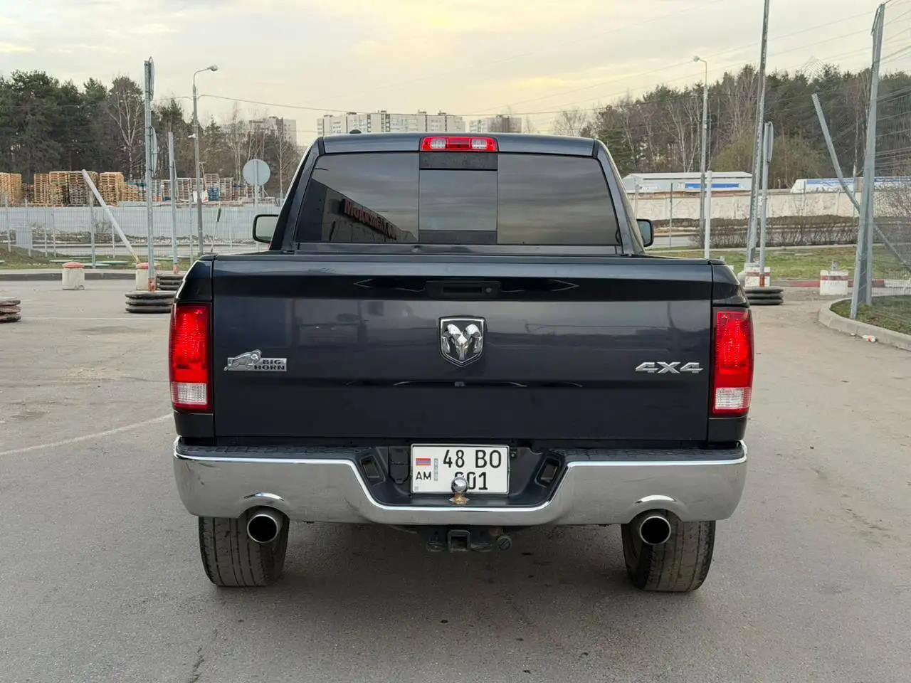 Dodge RAM 2016 5.7 Hemi 4WD с ГБО - Внедорожники (Авто) в Москва