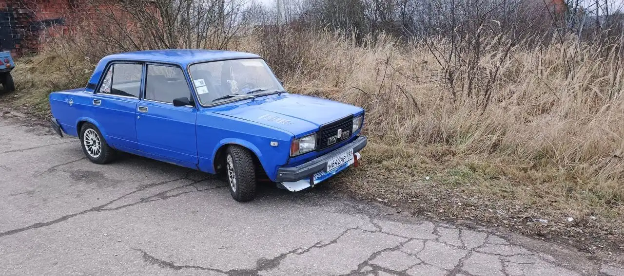Продажа ВАЗ 2107 с инжектором и доработками - Легковые автомобили (Авто) в Москва