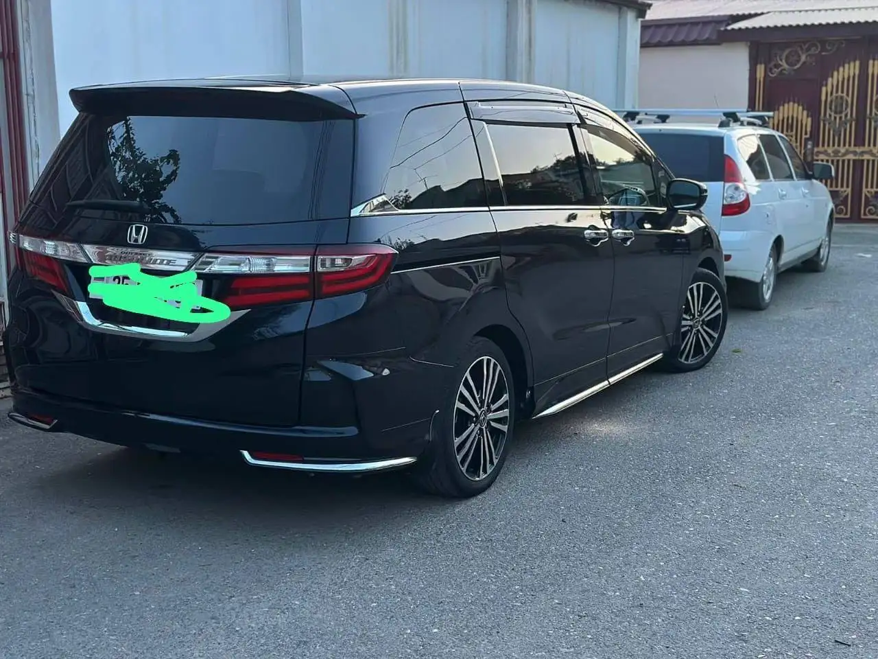 Honda Odyssey 2015 года с абхазским учетом - Минивэн (Авто) в Москва
