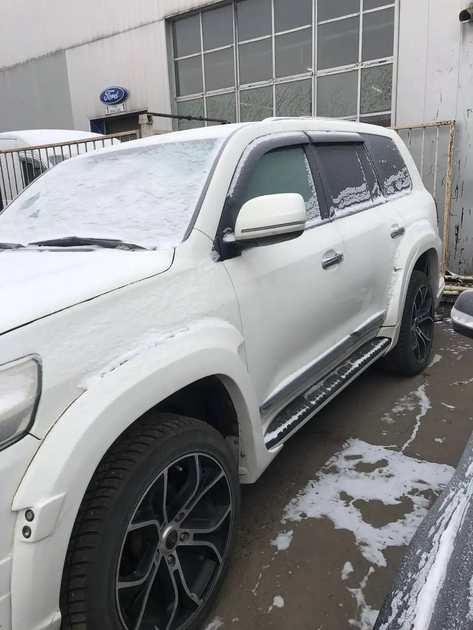 Тойота Ленд Крузер 200 2008 года в Москве - Авто в Москва