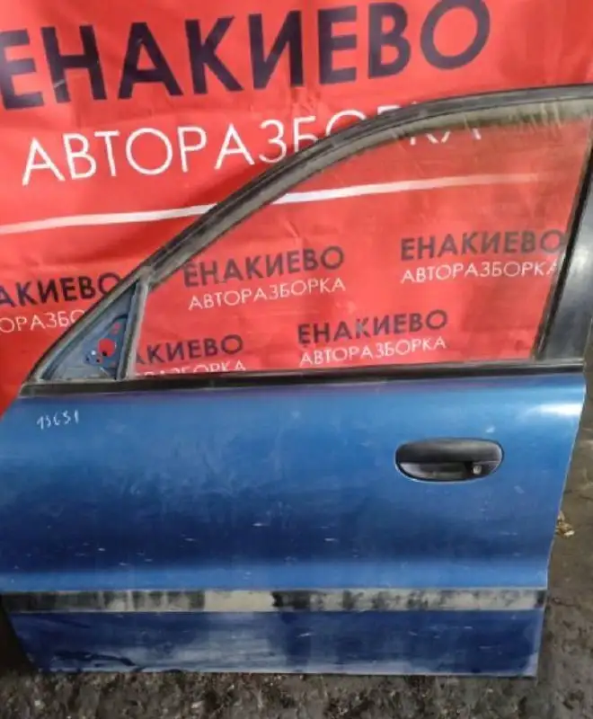 Продажа автомобильных дверей на разборке в Енакиево - Кузовные детали (Запчасти) в Енакиево