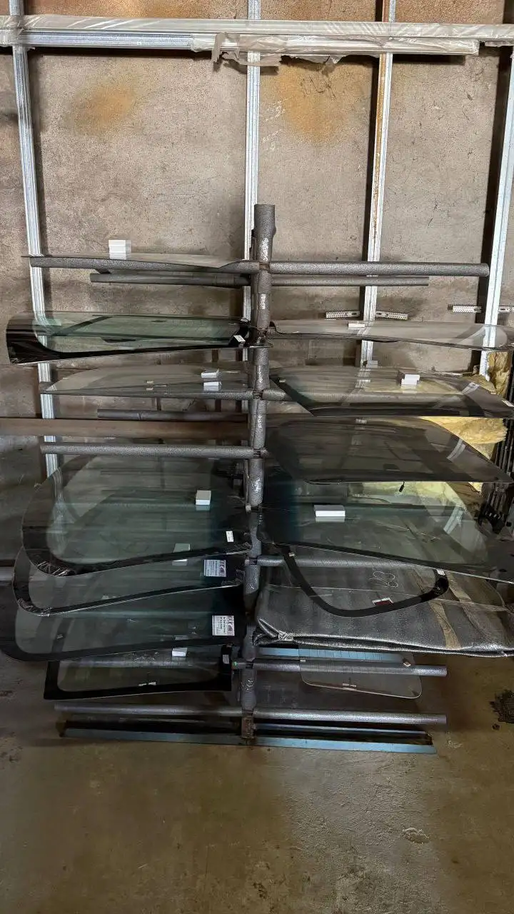 Автостекла на разные марки авто в наличии - Запчасти (Авто) в Енакиево