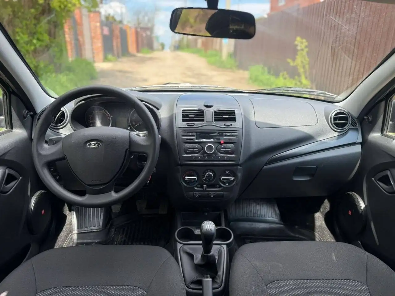 Автомобиль 2025 года с пробегом 400 км, кондиционером - Легковые автомобили (Авто) в Краснодар