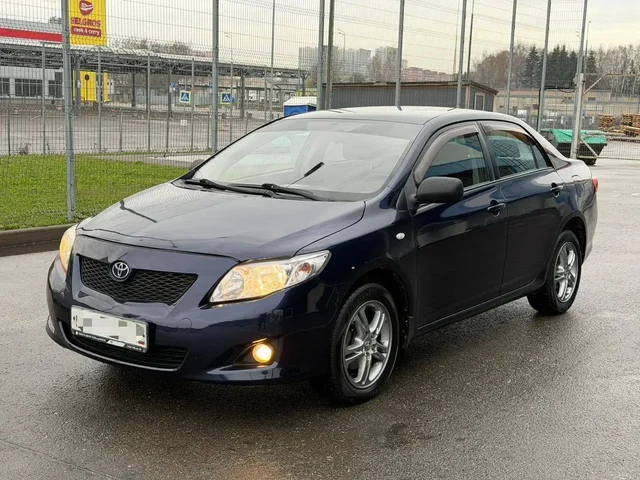 Toyota Corolla 1.6 AT 2008 года в отличном состоянии - Внедорожники, кроссоверы в Москва