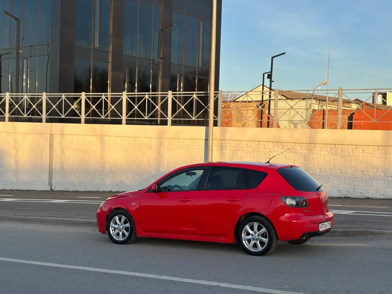 Продажа автомобиля Mazda 3 2006 года - Легковые автомобили (Авто) в Москва