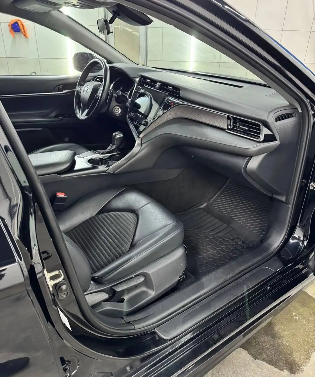 Toyota Camry 2019 в Москве - Авто в Москва