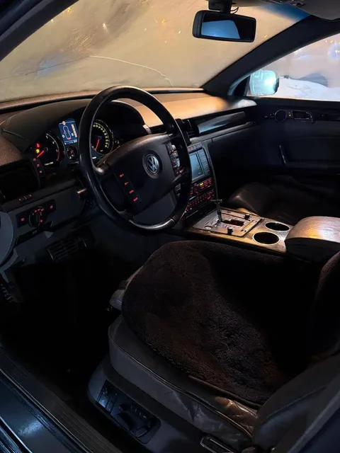 VW Phaeton 2003г с полным приводом - Микроавтобусы в Москва