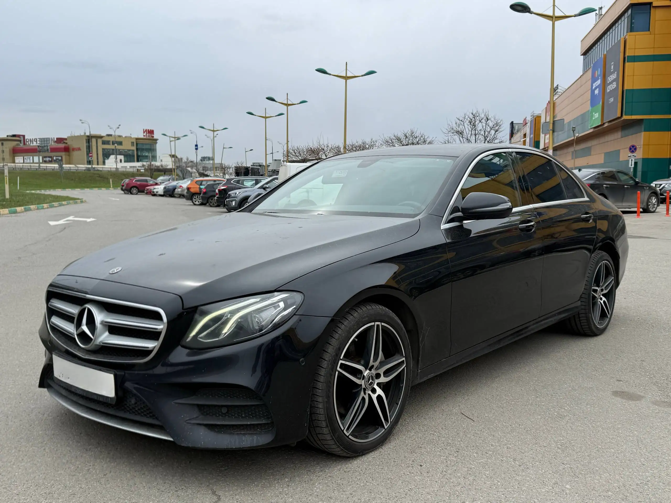 Mercedes-Benz E-KLASSE W213 2020 года выпуска - Авто в Москва